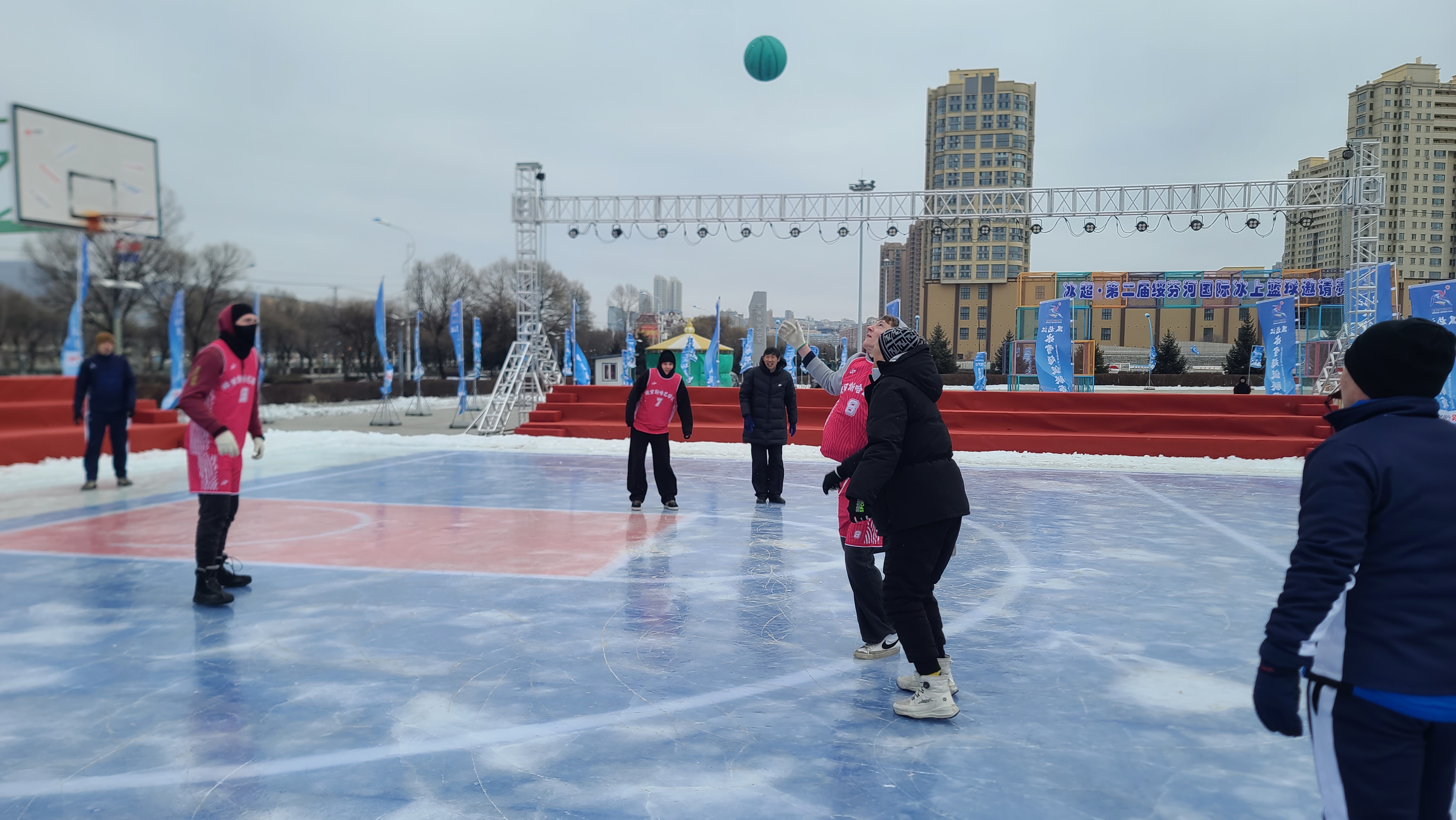 国际冰上篮球
